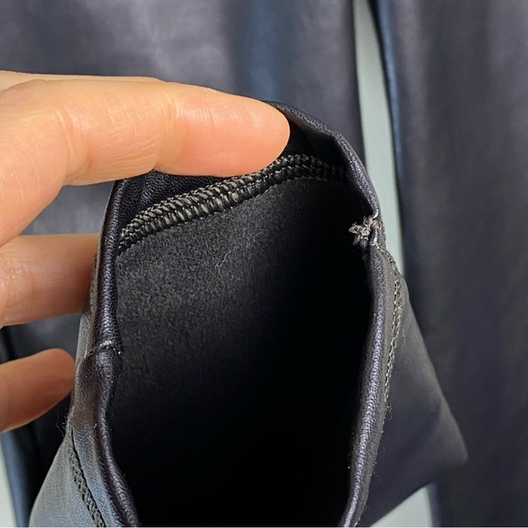 Women’s ATHLETA Black Gleam Faux Leather Front Leggings Size Medium - Picture 7 of 13